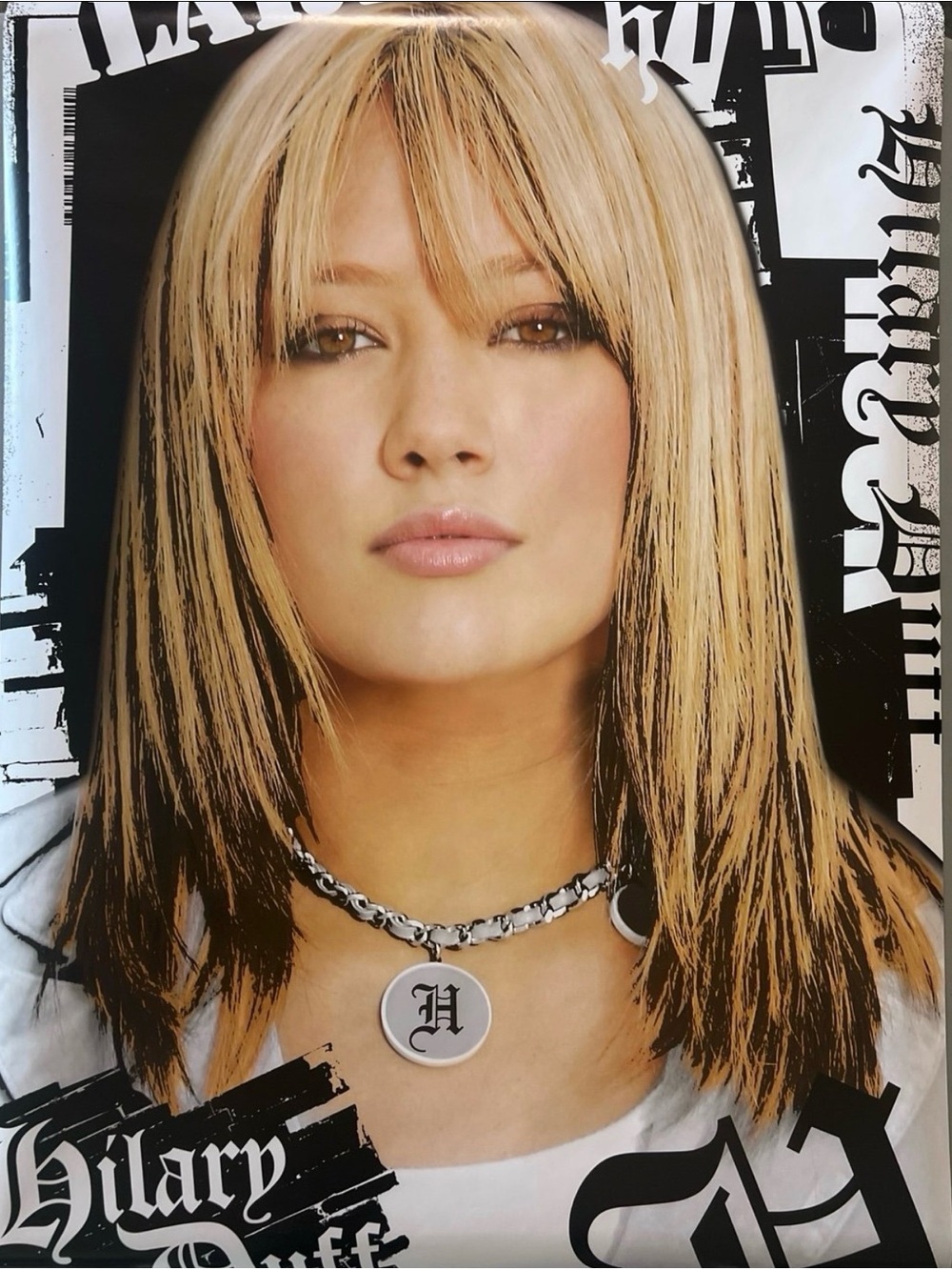 2004 Hilary Duff Poster